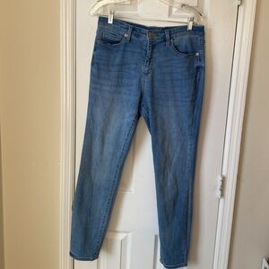 Jeans.    Universal thread jeans size 12/31R